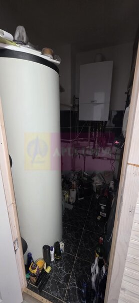 Vila de vanzare cu 8 camere si garaj in Busteni